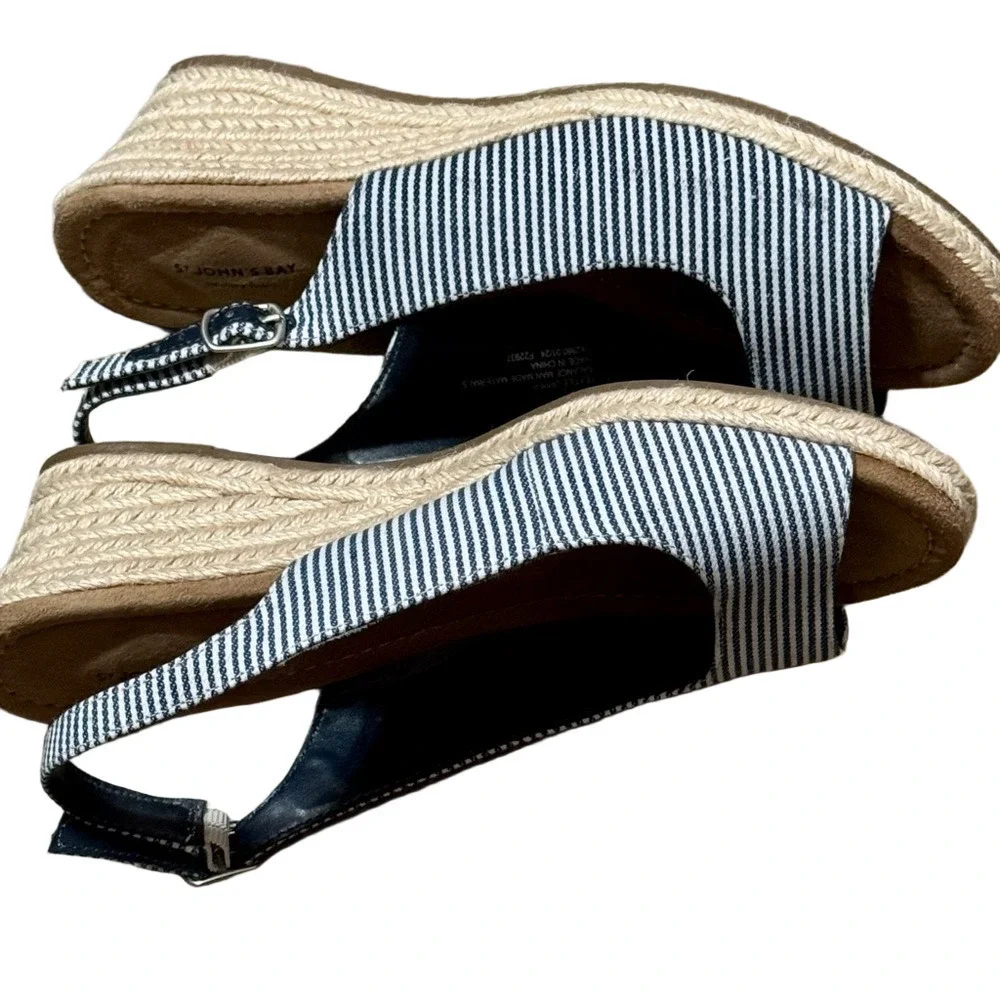 St. John's Bay Navy and White Sandals Buckle Wedge Rope Platform Women Size 10W